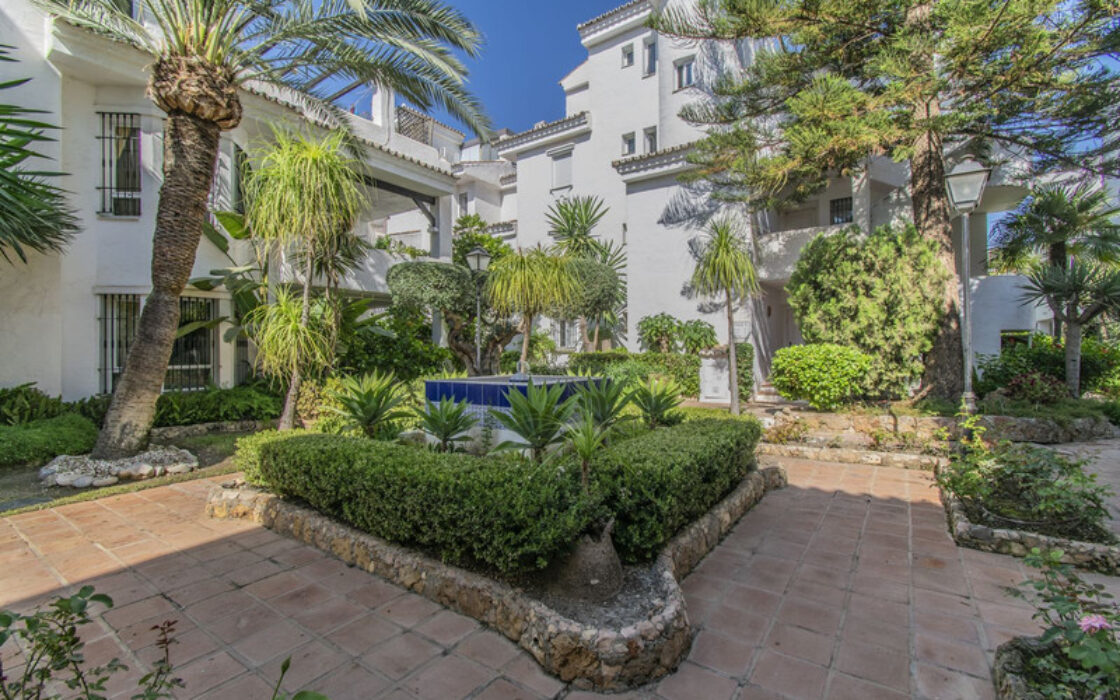 Квартира з терасою в Новій Андалусії, 3 спальні, 127 кв.м