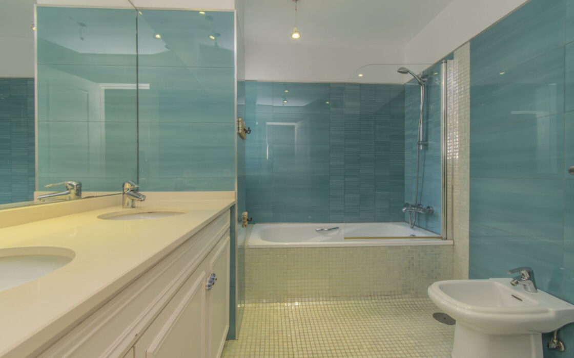 Квартира з терасою в Новій Андалусії, 3 спальні, 127 кв.м