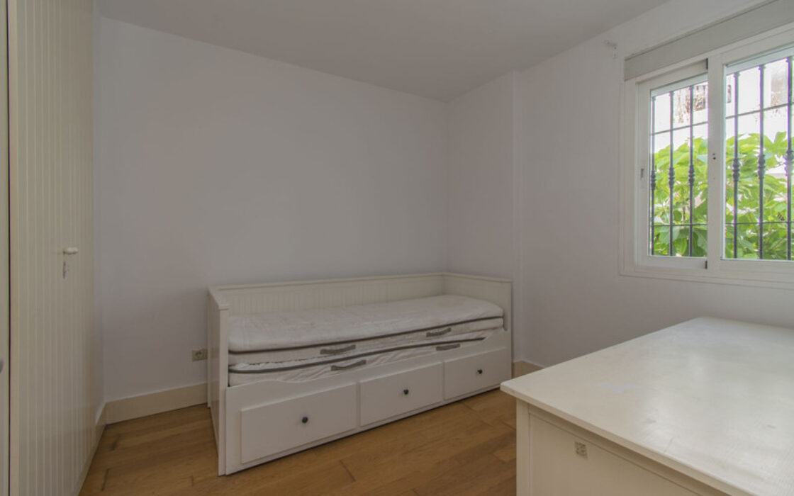 Квартира з терасою в Новій Андалусії, 3 спальні, 127 кв.м