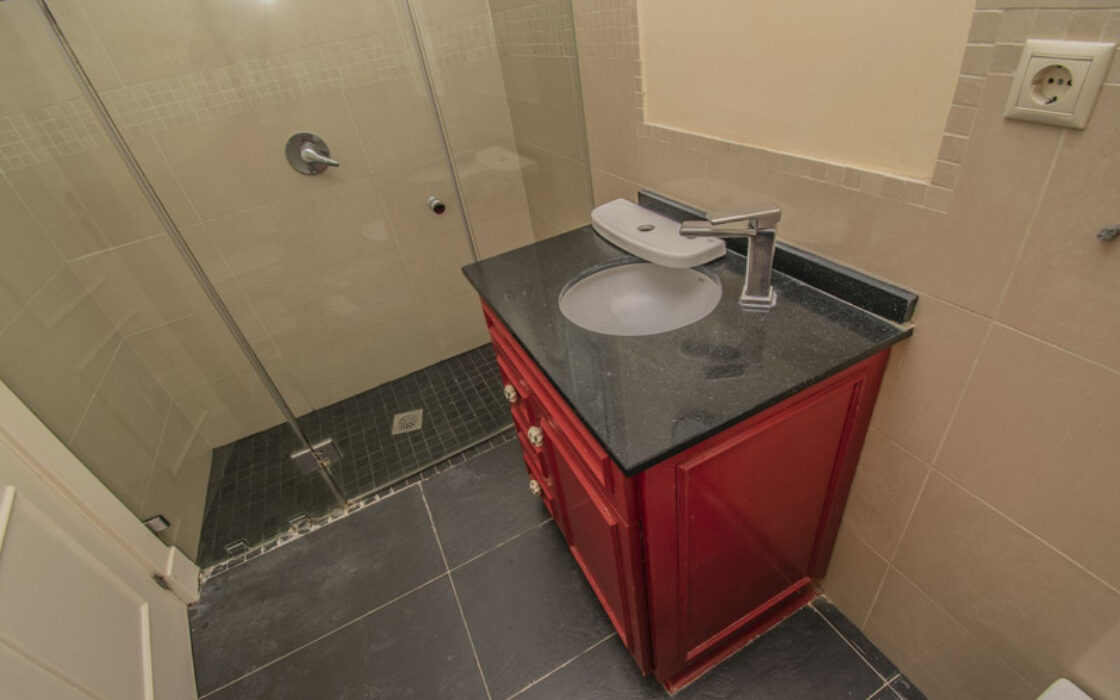 Квартира з терасою в Новій Андалусії, 3 спальні, 127 кв.м