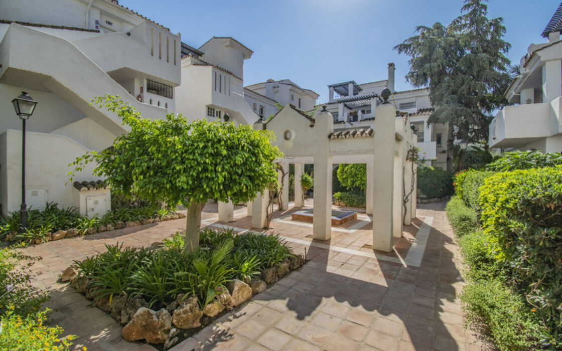 Квартира з терасою в Новій Андалусії, 3 спальні, 127 кв.м