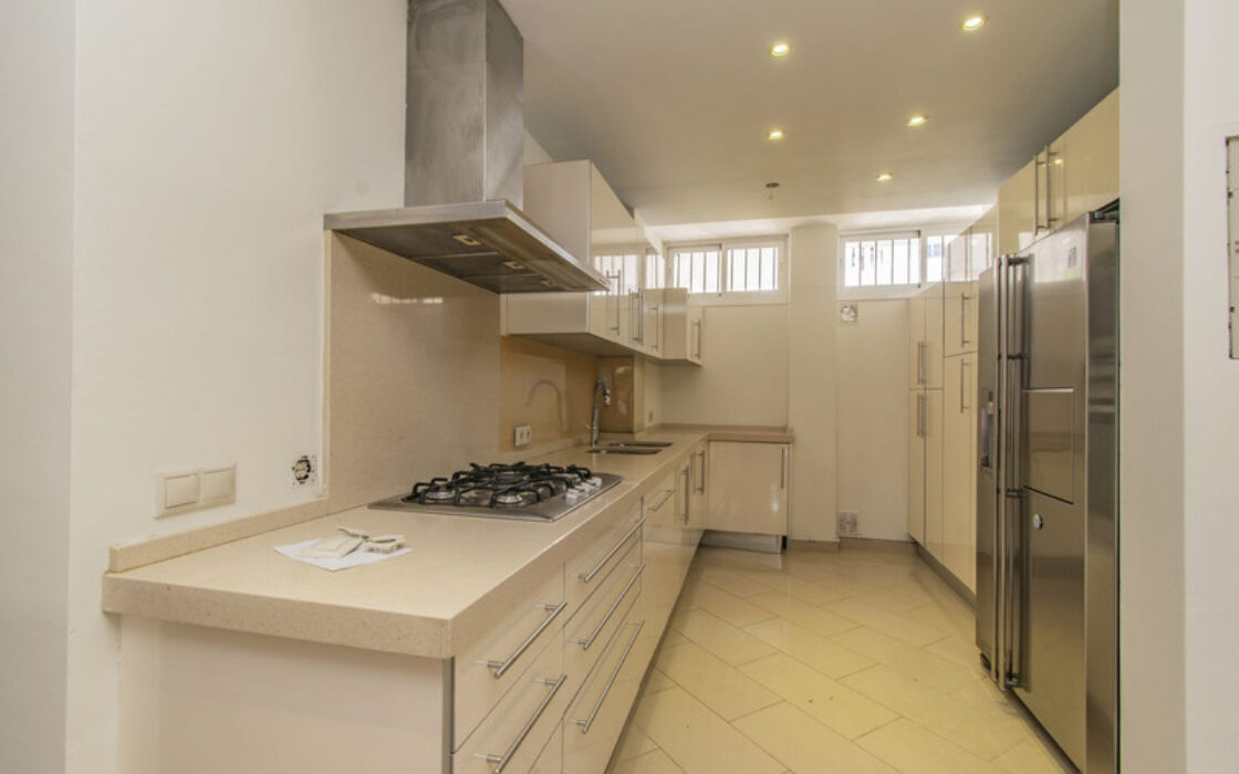 Квартира з терасою в Новій Андалусії, 3 спальні, 127 кв.м