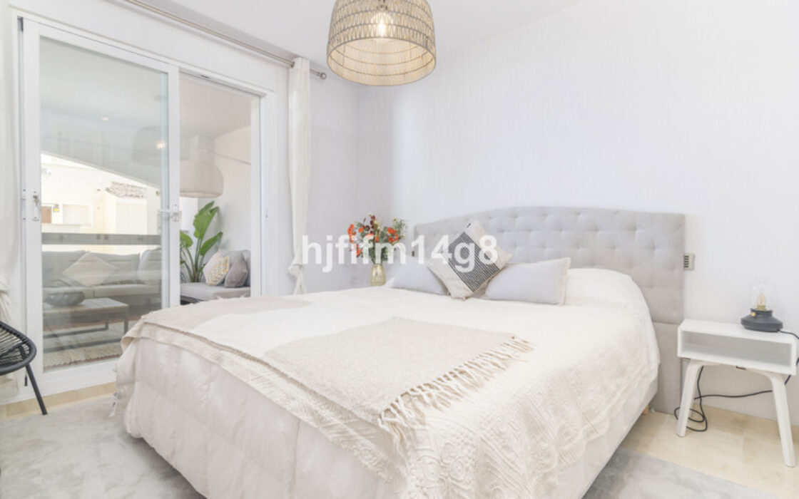 Квартира з терасою в Новій Андалусії, 3 спальні, 127 кв.м