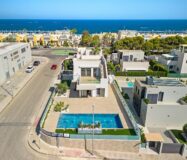 Вилла в Ориуэла Коста 242 кв.м с видом на море и бассейном