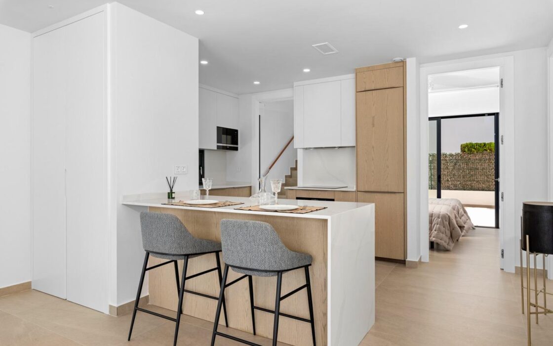 Вилла в Ориуэла Коста 242 кв.м с видом на море и бассейном