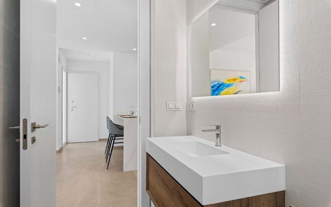 Вилла в Ориуэла Коста 242 кв.м с видом на море и бассейном