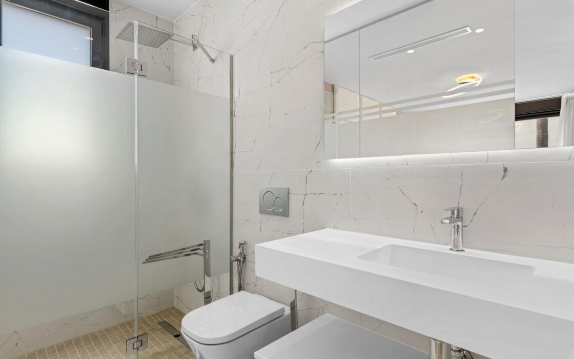 Вилла в Ориуэла Коста 242 кв.м с видом на море и бассейном