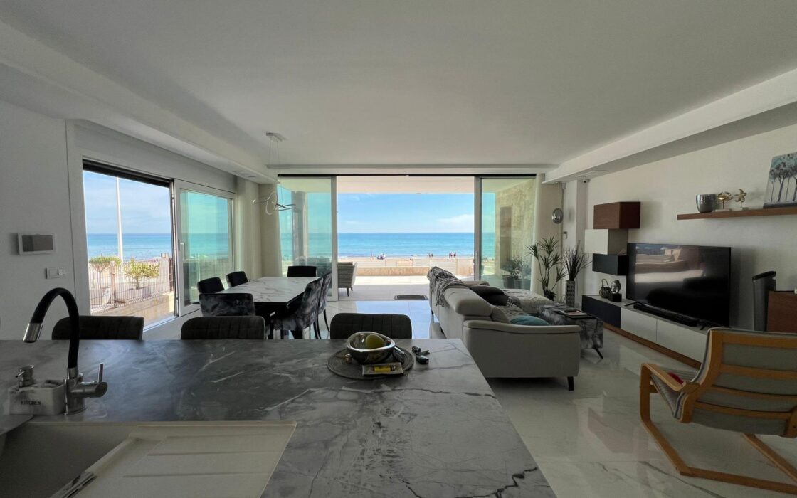 Вілла біля моря в Ла Мата, 6 кімнат, сучасний дизайн