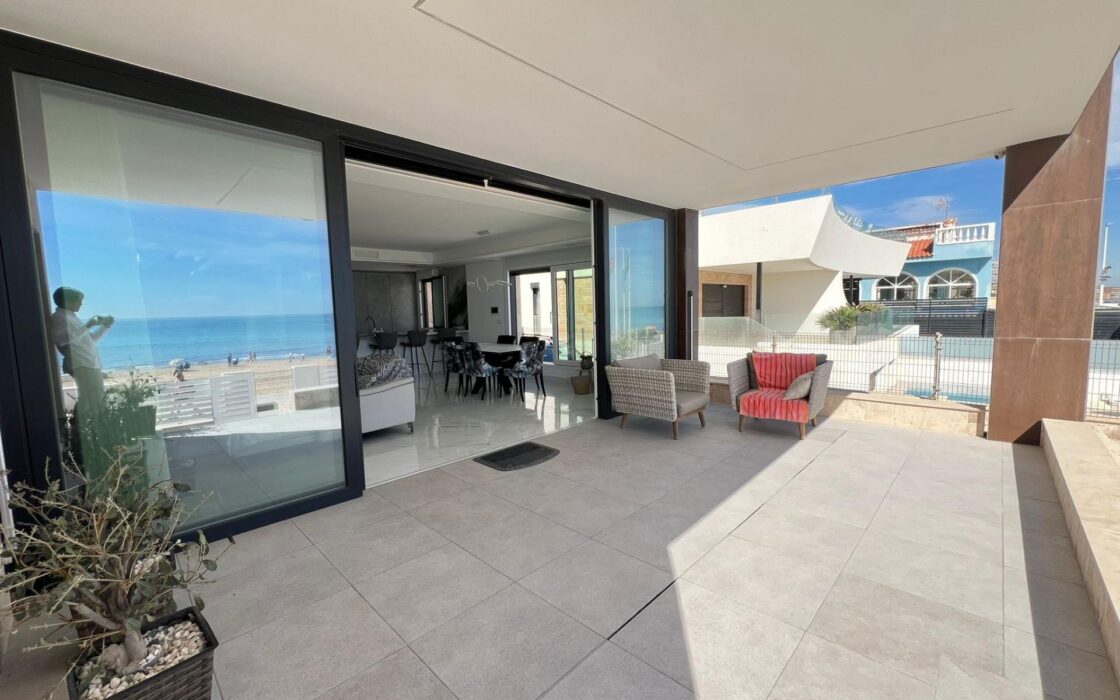 Вілла біля моря в Ла Мата, 6 кімнат, сучасний дизайн