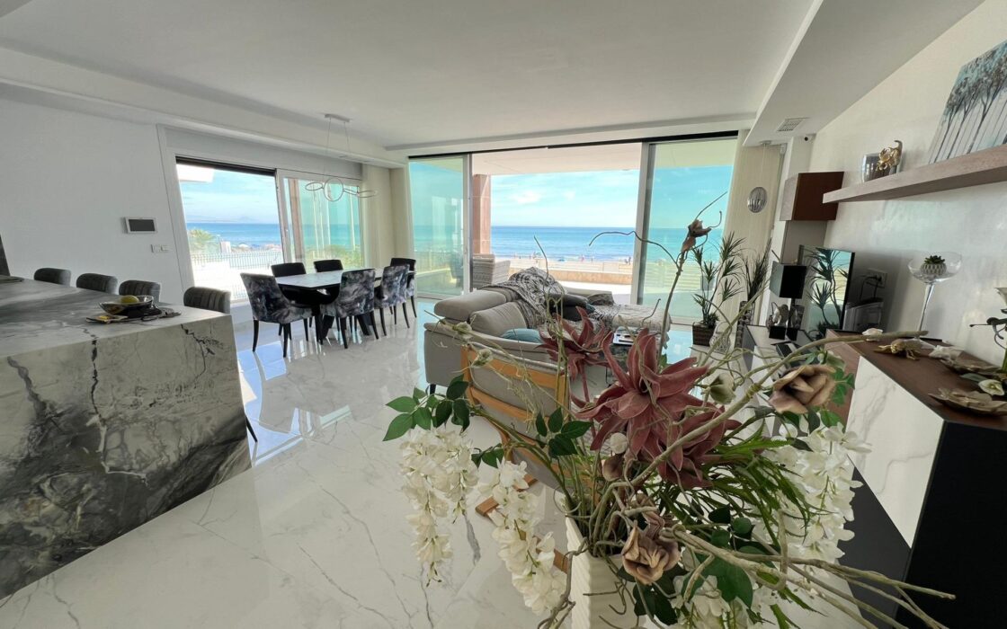 Вілла біля моря в Ла Мата, 6 кімнат, сучасний дизайн