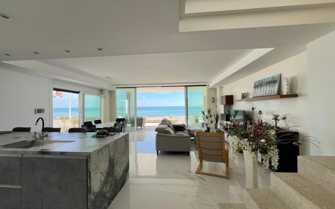 Вілла біля моря в Ла Мата, 6 кімнат, сучасний дизайн