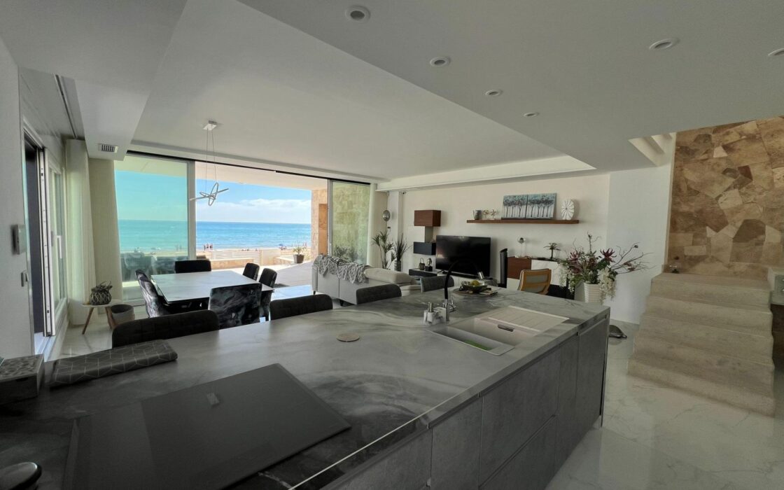 Вілла біля моря в Ла Мата, 6 кімнат, сучасний дизайн