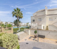 Квартира 2+1 в Новой Андалусии с террасой и бассейном