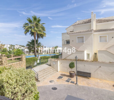 Квартира 2+1 в Новой Андалусии з терасою та басейном