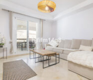 Квартира 2+1 в Новой Андалусии с террасой и бассейном