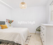 Квартира 2+1 в Новой Андалусии с террасой и бассейном