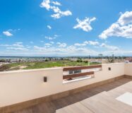 Вилла в Los Montesinos 116 кв.м с бассейном и террасой