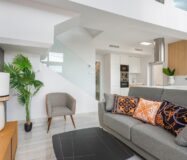 Вилла в Los Montesinos 116 кв.м с бассейном и террасой