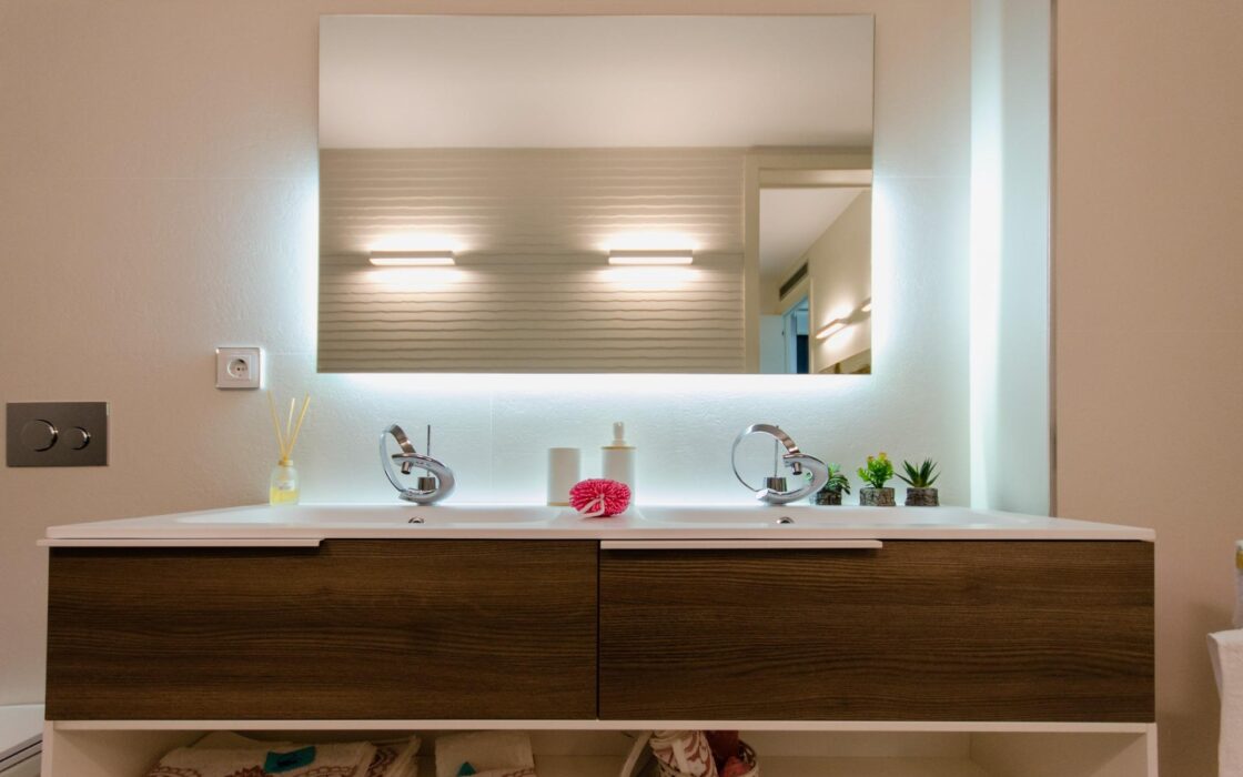 Вілла на Оріхуэла-Коста 322 кв.м з басейном біля моря