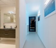 Вілла на Оріхуэла-Коста 322 кв.м з басейном біля моря