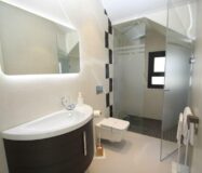 Вілла на Оріхуэла-Коста 322 кв.м з басейном біля моря