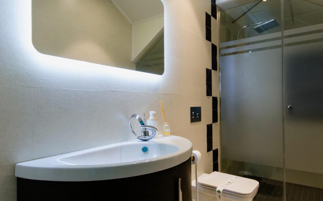 Вілла на Оріхуэла-Коста 322 кв.м з басейном біля моря