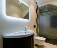 Вілла на Оріхуэла-Коста 322 кв.м з басейном біля моря