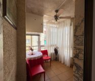 Квартира 103 кв.м у моря з 3 спальнями та терасою