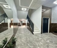 Пентхаус з терасою та трьома спальнями в Аліканте