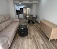 Пентхаус з терасою та трьома спальнями в Аліканте