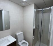 Пентхаус з терасою та трьома спальнями в Аліканте