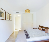 Квартира з 2 спальнями біля моря в Естепоні, 74 кв.м.