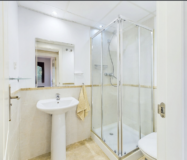 Квартира з 2 спальнями біля моря в Естепоні, 74 кв.м.