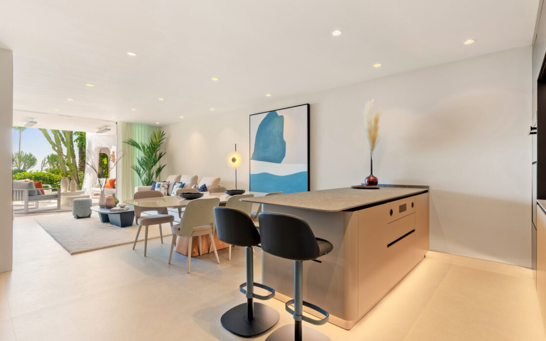 Квартира 140 кв.м с террасой в центре города