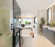 Квартира 140 кв.м с террасой в центре города