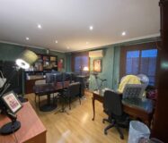 Апартаменти 196 кв.м в Аликанте, 500 м до моря