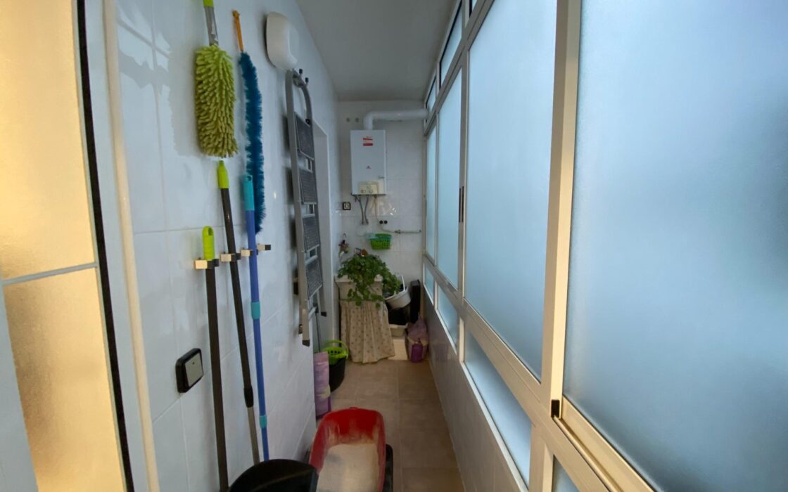 Апартаменти 196 кв.м в Аликанте, 500 м до моря