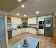 Апартаменти 196 кв.м в Аликанте, 500 м до моря