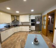 Апартаменти 196 кв.м в Аликанте, 500 м до моря