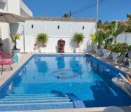 Просторная вилла в Ла Сиесте с бассейном и террасой 130 кв.м