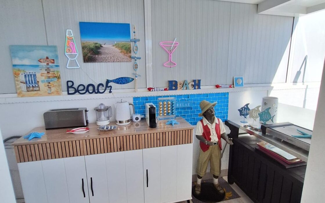 Просторная вилла в Ла Сиесте с бассейном и террасой 130 кв.м