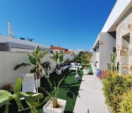 Просторная вилла в Ла Сиесте с бассейном и террасой 130 кв.м