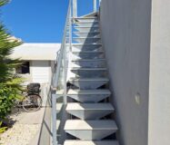 Просторная вилла в Ла Сиесте с бассейном и террасой 130 кв.м