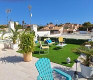 Просторная вилла в Ла Сиесте с бассейном и террасой 130 кв.м