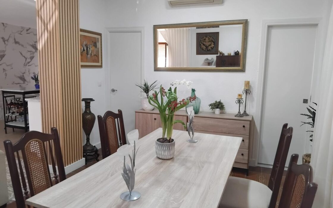 Квартира 2 спальни в центре Вильяхойосы, 1 км від пляжу