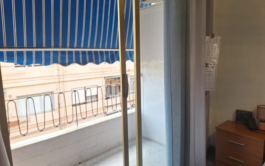 Апартаменты 89 кв.м с террасой в Аликанте 2 спальни