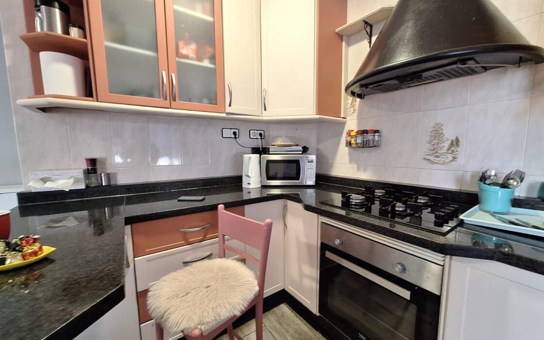 Апартаменты 89 кв.м с террасой в Аликанте 2 спальни