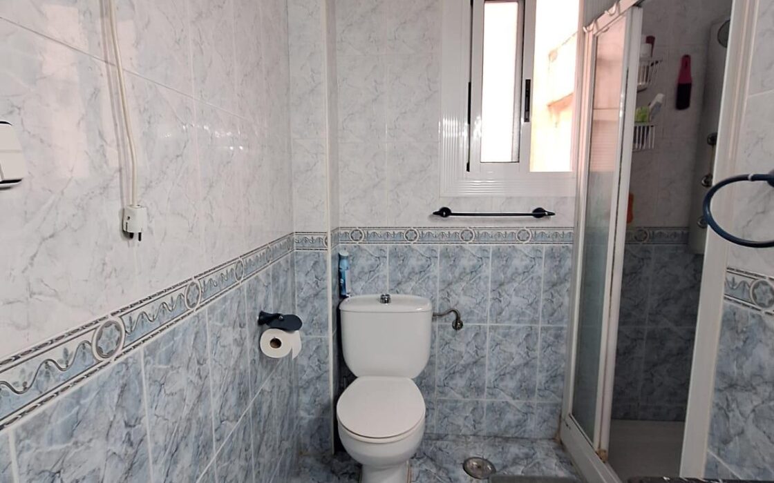 Апартаменты 89 кв.м с террасой в Аликанте 2 спальни