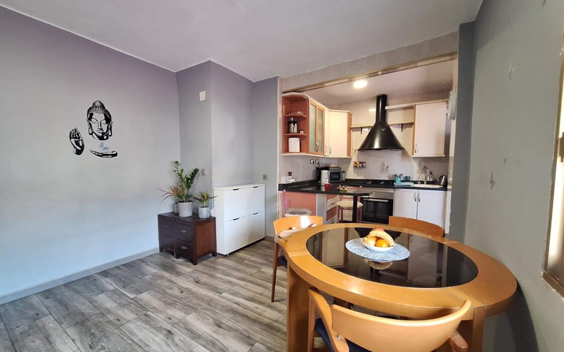 Апартаменты 89 кв.м с террасой в Аликанте 2 спальни