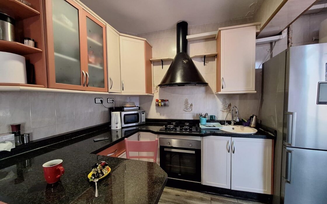 Апартаменты 89 кв.м с террасой в Аликанте 2 спальни